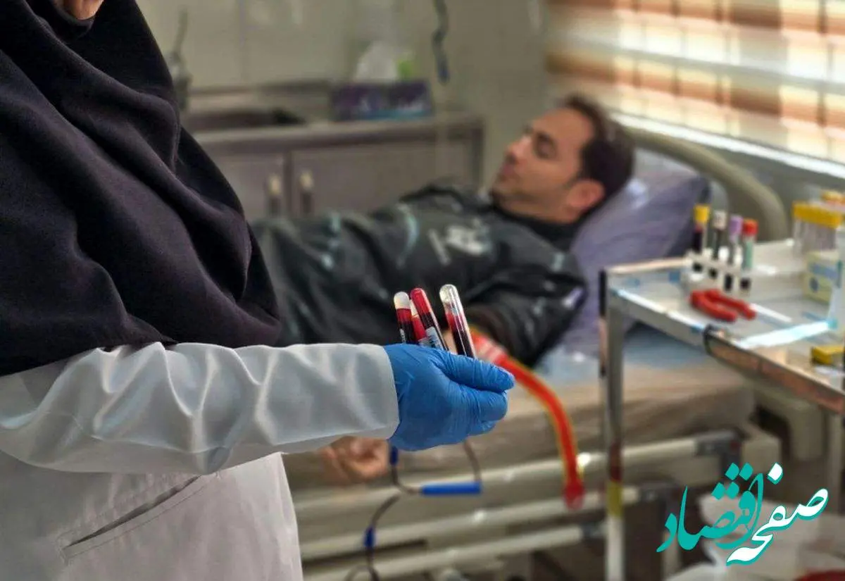 اهدای خون کارکنان مجتمع فولاد غدیر نیریز؛ بیش از ۳۱ هزار سیسی خون اهدا شد
