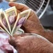 جدول افزایش حداقل دستمزد ۱۴۰۴ | از حقوق پایه کارگران در سال ۱۴۰۴ تا افزایش دستمزد | مقایسه حقوق کارگران در ۱۴۰۳ و ۱۴۰۴ | رشد یا کاهش؟