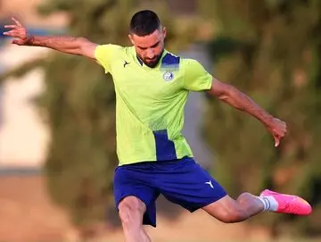 یک پیشنهاد عجیب و غریب به بازیکن استقلال؛ به جای طلبت از ما ماشین بگیر!