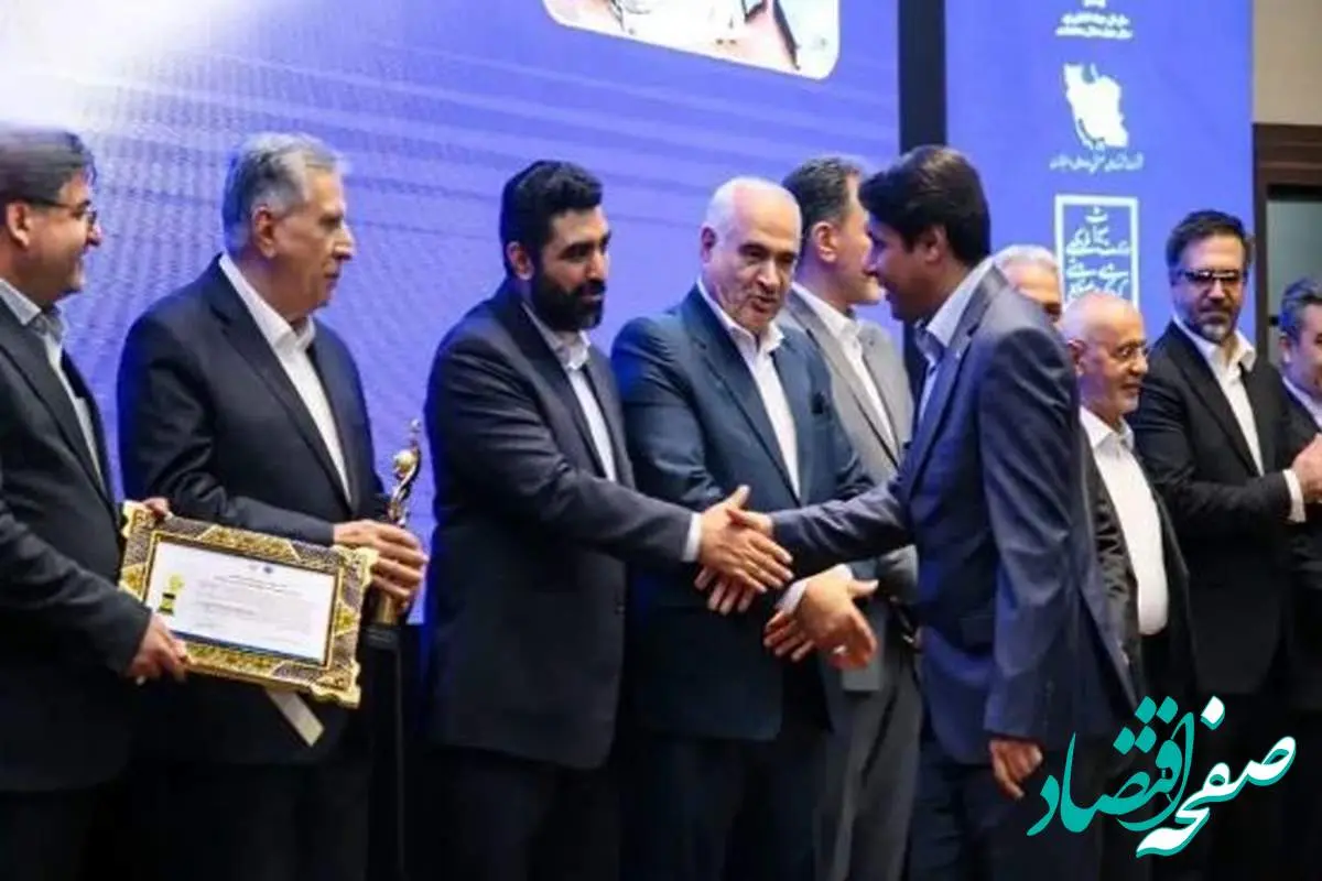 شرکت ورق خودرو چهارمحال و بختیاری به عنوان صادر کننده برتر استان معرفی شد