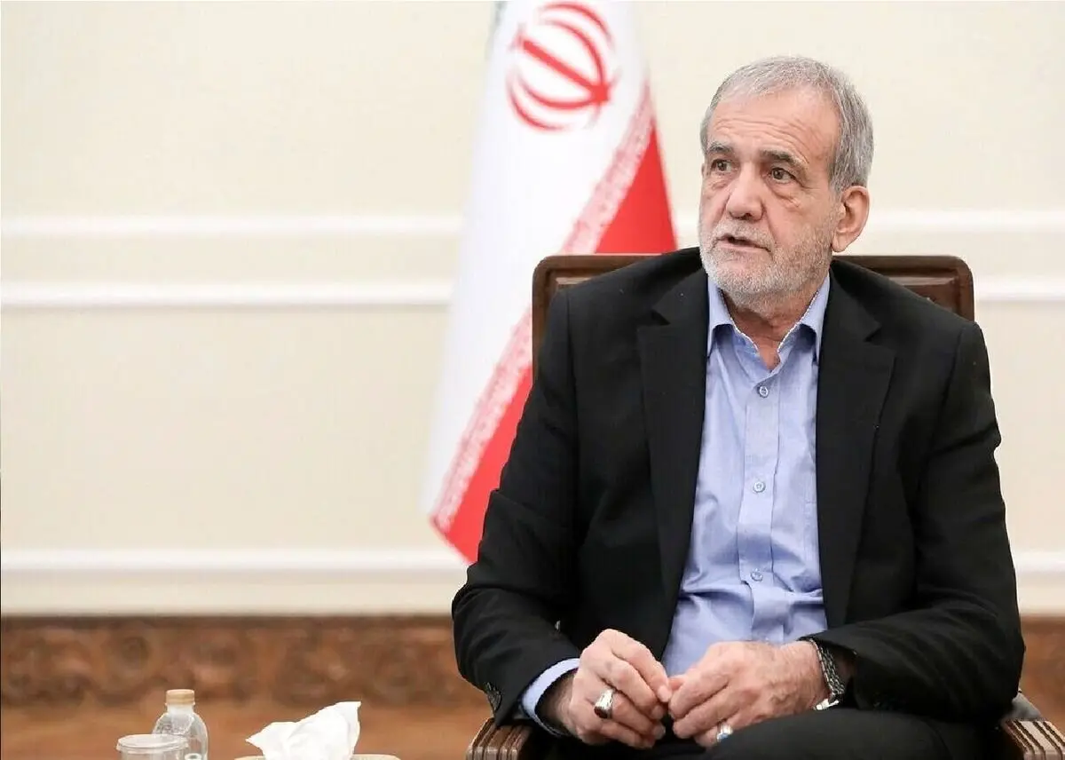 تیپ خیلی خاص و متفاوت مسعود پزشکیان در دریاچه ارومیه با عینک دودی + عکس