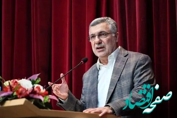 تأکید وزیر بهداشت بر جبران افزایش قیمت دارو از طریق پوشش بیمه‌ای | ظفرقندی: تولید دارو دو برابر شد