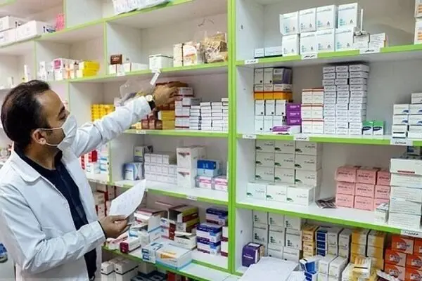 اعتراض به تأخیر بیمه‌ها در پرداخت مطالبات داروخانه‌ ها 