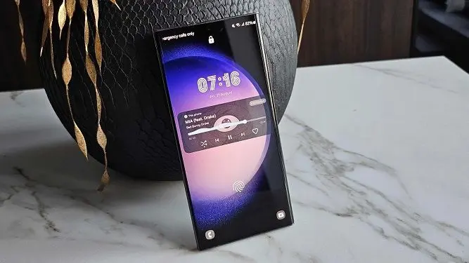 نگاهی به نسخه بتا One UI 6