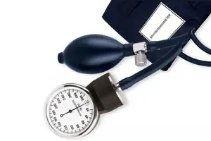 کدام مدل دستگاه های فشارخون برای اندازه گیری دقیق فشار در منزل مناسبه؟ 