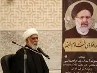 امام جمعه کیش: راه حل برون رفت از مشکلات امروز جامعه، انسجام، وحدت، همدلی و هماهنگی است