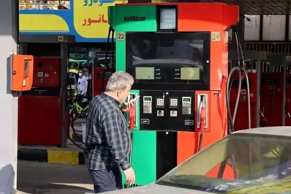 اطلاع رسانی درباره بنزین فقط از سوی سخنگوی دولت و رئیس پالایش و پخش انجام می‌شود