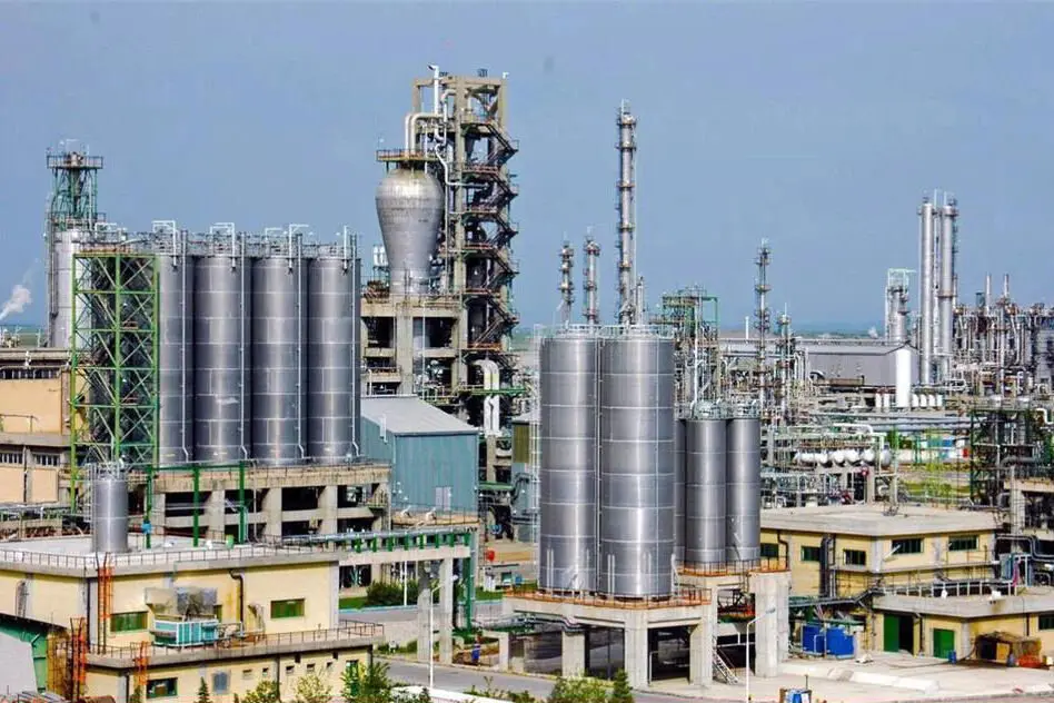 شکسته شدن رکورد تولید پتروشیمی غدیر