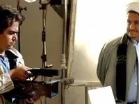 ببینید | عکسی از تیپ متفاوت پدر روح‌ الله زم بدون لباس روحانیت