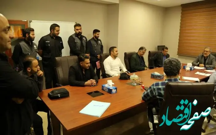 ارزیابی سراسری خسارت خودروهای آسیب‌دیده در جنگ/ بیمه ایران پیشگام خدمت‌رسانی به زیان‌دیدگان جنگ ۱۲ روزه