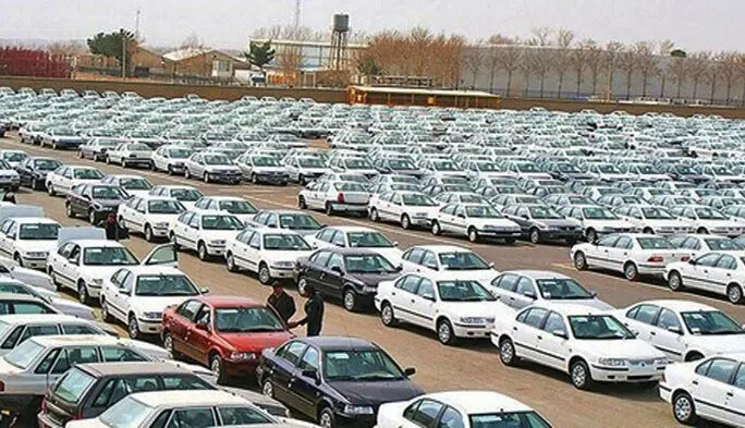 علت اینکه هیچ فرد و سازمانی مسئولیت وضعیت نابسامان خودرو را گردن نمی گیرد، چیست؟ 