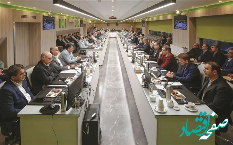 پیش‌بینی تداوم روند مثبت تولید و درآمد فولاد مبارکه تا پایان سال