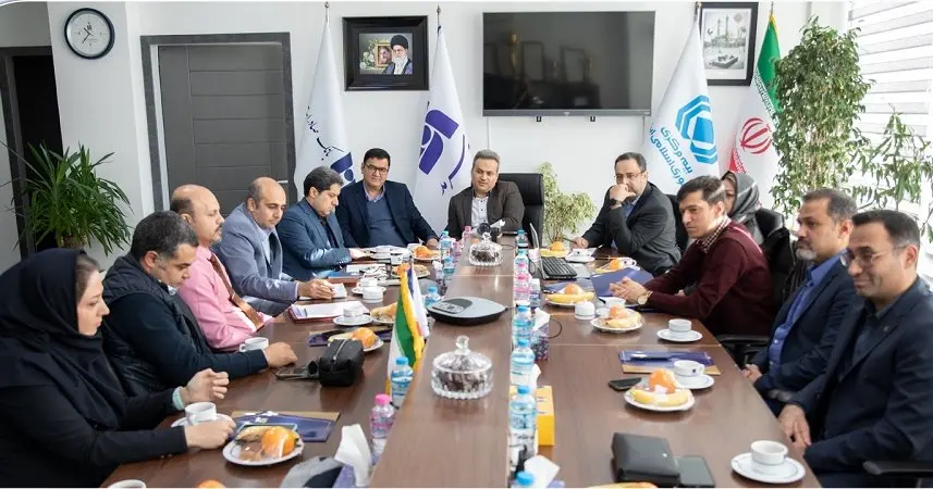 نشست هماندیشی مدیرعامل بیمه سرمد با نمایندگان