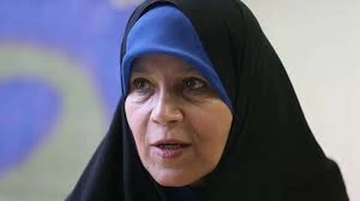 واکنش جنجالی فائزه هاشمی به حسین مرعشی درباره انتخابات حسابی خبرساز شد | آشوبگری فائزه هاشمی حتی از زندان.. 
