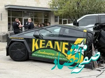 تصادف شدید تسلا سایبرتراک و مرسدس بنز G کلاس؛ نصف شدن تسلا در حادثه