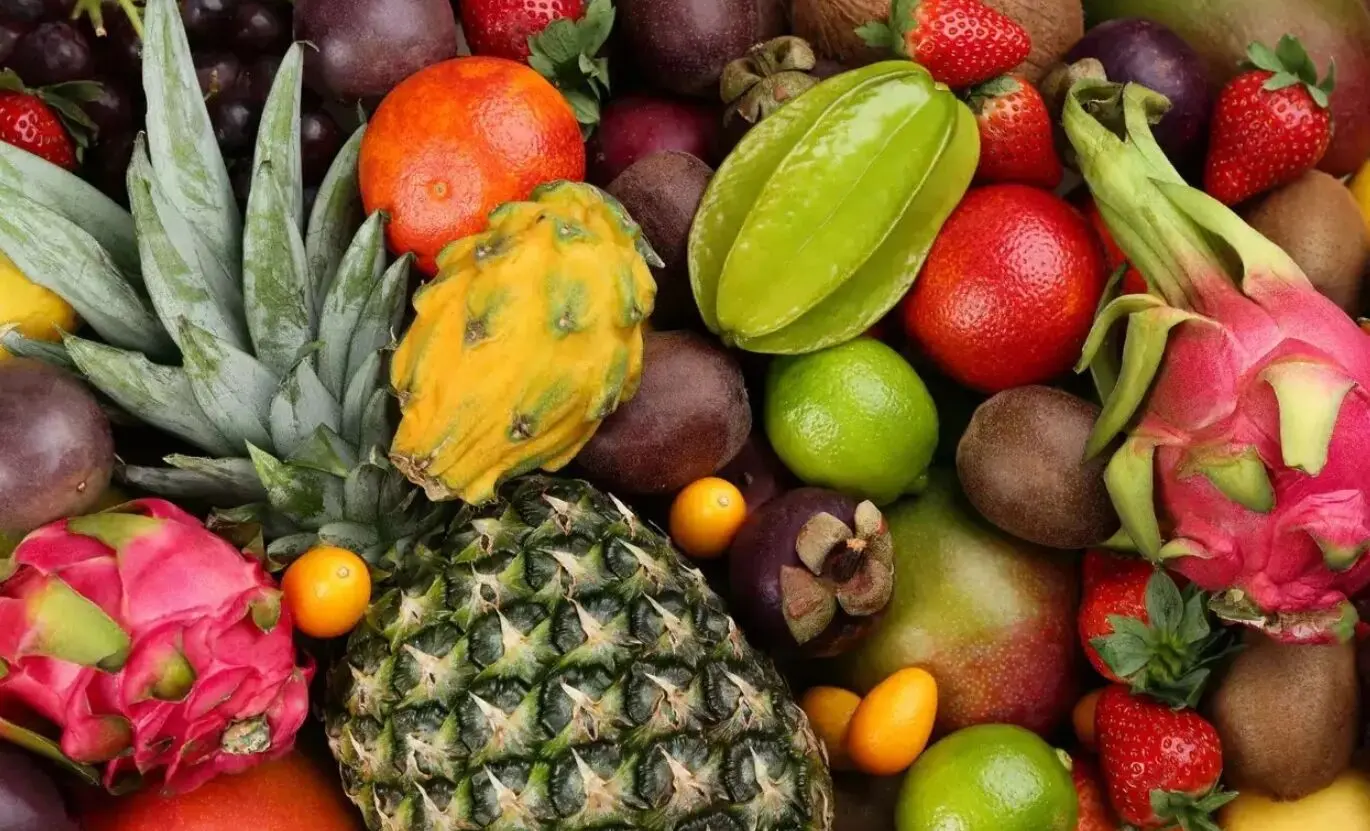 قیمت جدید میوه امروز یکشنبه ۲۶ بهمن ۱۴۰۴ ؛ آناناس ۲.۵ میلیونی شد + جدول