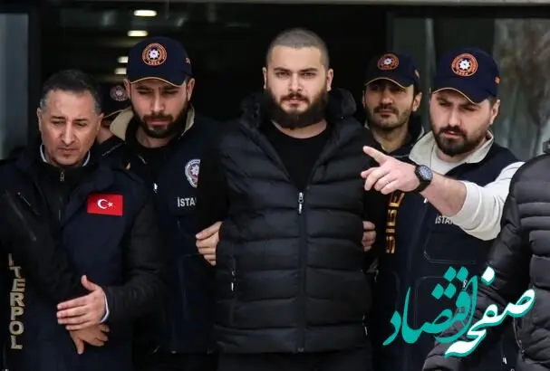 فاروک فاتح اوزر که به بیش از ۱۱۰۰۰ سال زندان محکوم شد، کیست؟ 