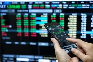 صعود بورس ادامه دارد یا بازار آماده اصلاح است؟