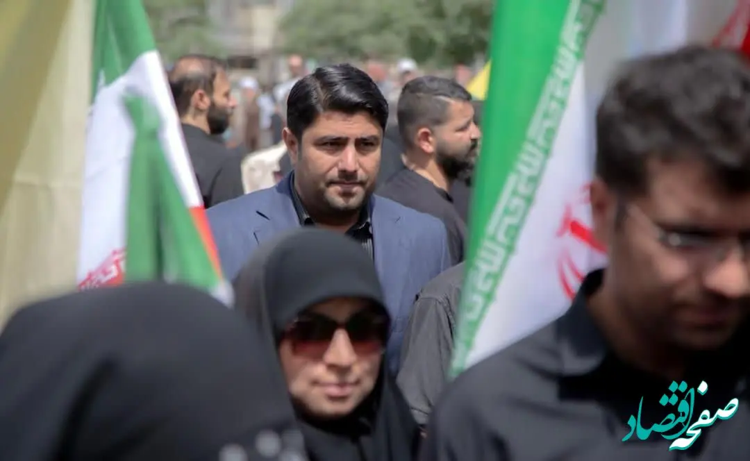 حضور مدیرعامل هلدینگ انرژی سپهر در تشییع شهدای اقتدار