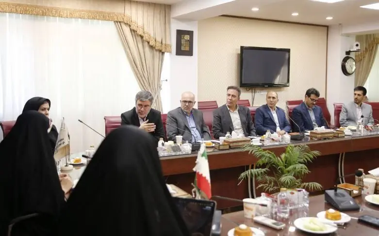 «بانوی ایرانی» نام محصول جدید بیمه ایران باهدف تامین آرامش زنان کشور/ ایران، پشتوانه‌ای مطمئن برای زنان ایرانی