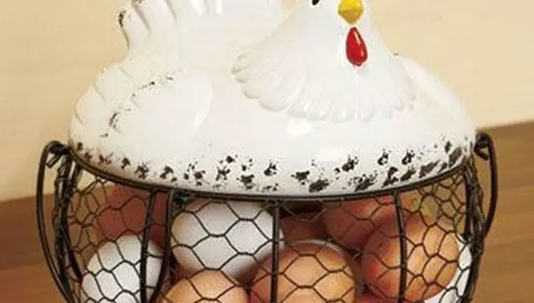 کاهش قیمت مرغ و تخم‌مرغ، چقدر قیمت ها تغییر کرده؟