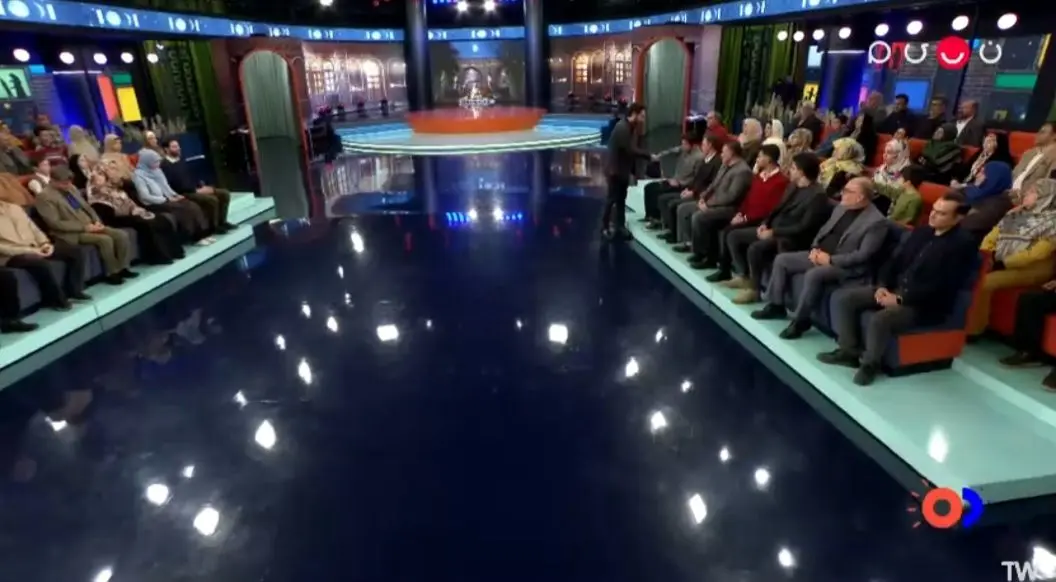 دانلود برنامه ۱۰۰۱ قسمت ۳۳ جمعه ۲۴ اسفند ۱۴۰۳ + لینک تلوبیون برنامه ۱۰۰۱