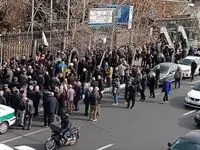 ماجرای اعتراض بازنشستگان امروز ۸ اسفند ۱۴۰۳ جلوی وزارت کار چه بود؟