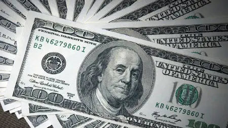 پیش بینی قیمت دلار فردا دوشنبه ۲۲ اردیبهشت ماه ۱۴۰۴ | دلار فردا صعود یا سقوط؟ 