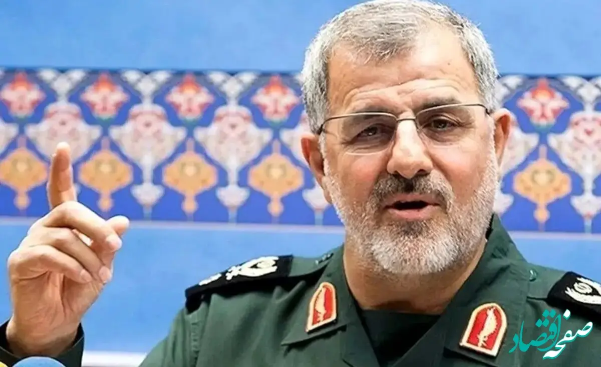 بیعت خانواده شهید پاکپور با آیت الله سید مجتبی خامنه ای رهبر انقلاب