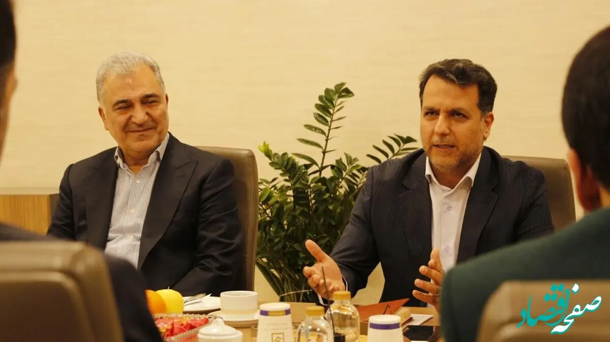 در دیدار نماینده مدیرعامل بانک صنعت و معدن در امور اجرایی با رئیس مرکز ملی بازرسی، ارتقا سلامت و فوریت‌های اداری سازمان اداری و استخدامی کشور مطرح شد: تاکید بر ادامه همکاری با سامانه فواد 128 با رویکردی نتیجه محور و موثر