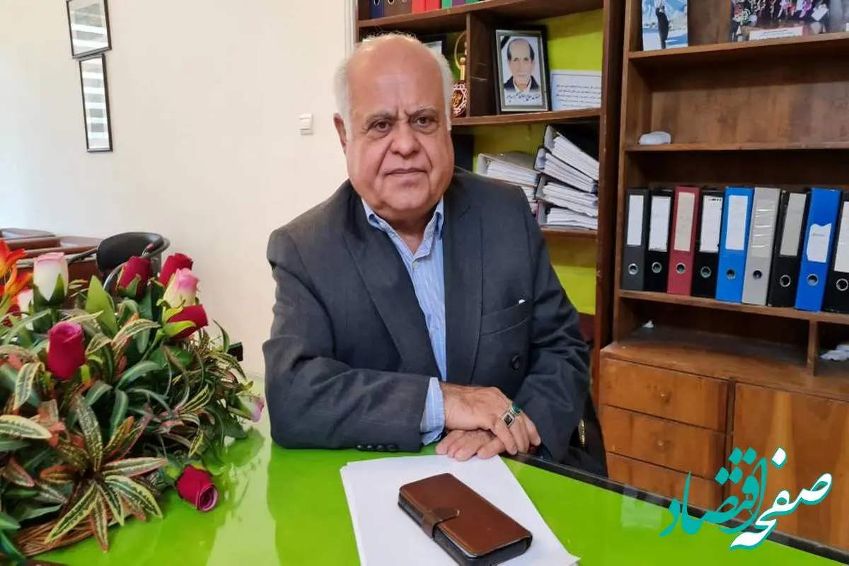 التماس و خواهش بازنشستگان برای گرفتن حقوق قانونی