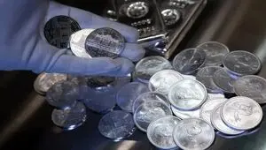 نقره پس از اوج‌گیری تاریخی سقوط کرد