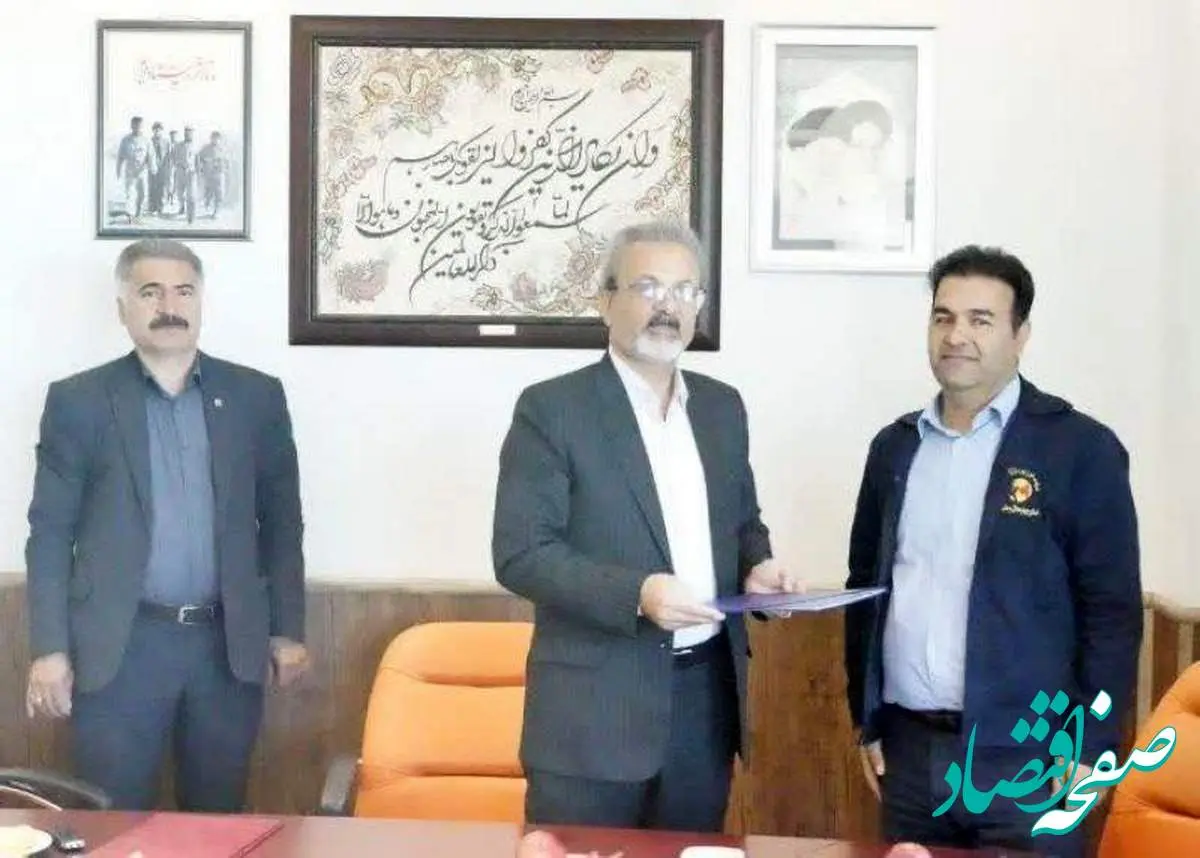 افتتاح اولین نیروگاه خورشیدی در استان چهارمحال و بختیاری توسط بانک مسکن/ قدردانی مدیر عامل شرکت توزیع نیروی برق استان چهارمحال و بختیاری از بانک مسکن