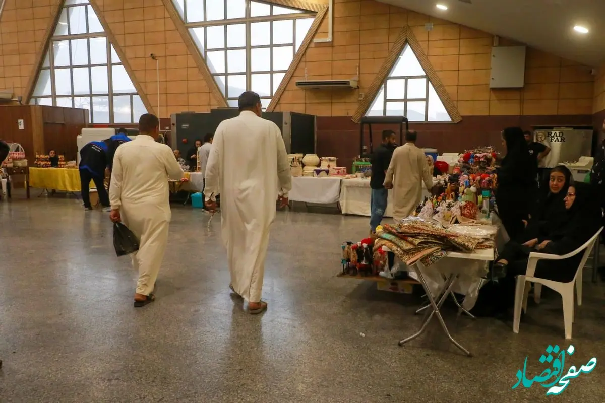 برپایی نمایشگاه صنایع دستی و هنری در پایانه مرزی شلمچه