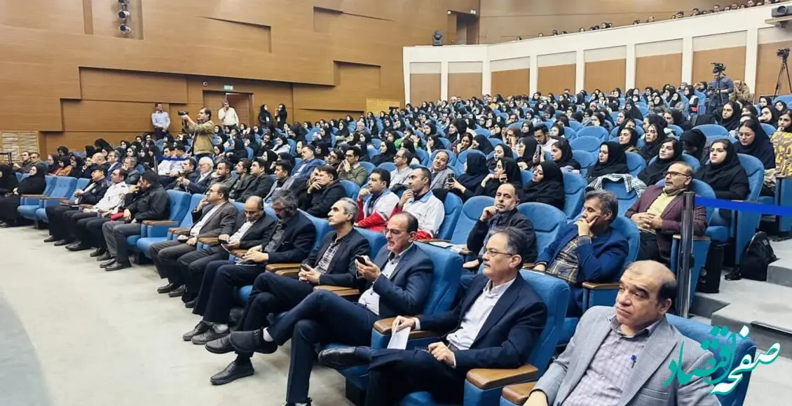 حضور فعال هلدینگ پترو پالایش اصفهان در نخستین سمپوزیوم پیشگیری از رفتارهای خودآسیب‌رسان