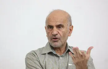 تیکه جنجالی فرشاد مومنی به دولت و مجلس: برنامه هفتم فقط رانت و پول پخش کردن است