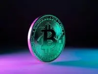 آخرین قیمت بیت کوین در شنبه ۲۶ مهر ۱۴۰۴؛ روند نزولی بیت کوین