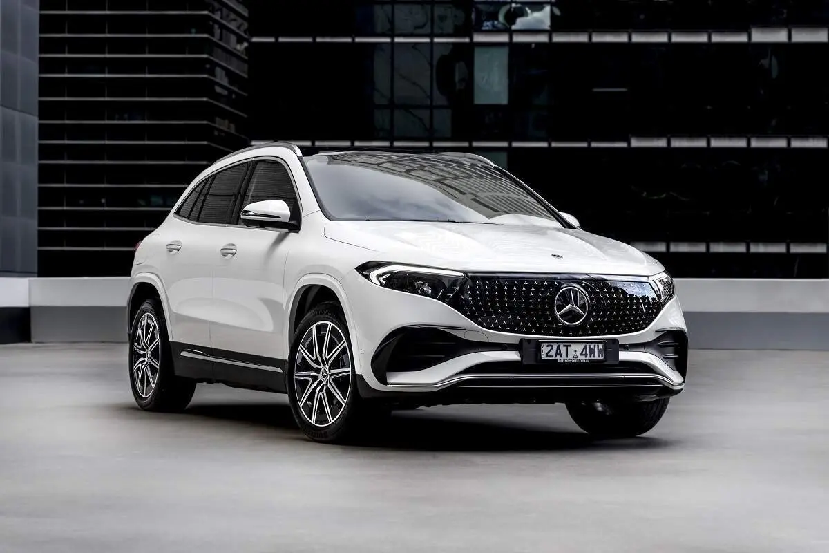 رکوردزنی قیمت حواله خودرو در ایران / ۸ میلیارد بده حواله بنز بگیر! + عکس