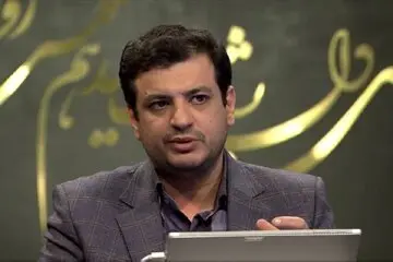 جنجال جدید رائفی پور علیه مشاور قالیباف: جریان پول پاشی هایتان با عنوان هدیه به اشخاص نامعلوم چیست؟ + عکس
