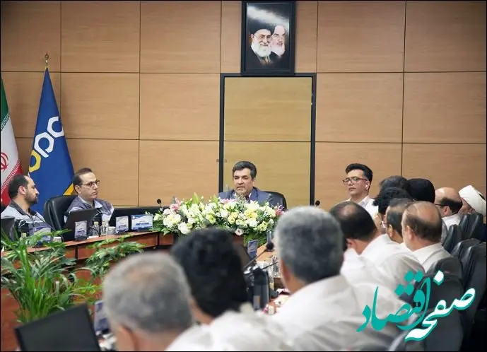 برگزاری اولین جلسه صبحگاهی با حضور مدیرعامل جدید شرکت پتروشیمی نوری