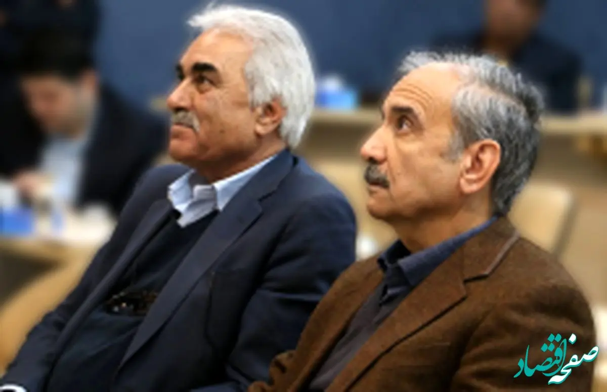 فولاد زرند را به دست مردم همان منطقه سپرده‌ایم