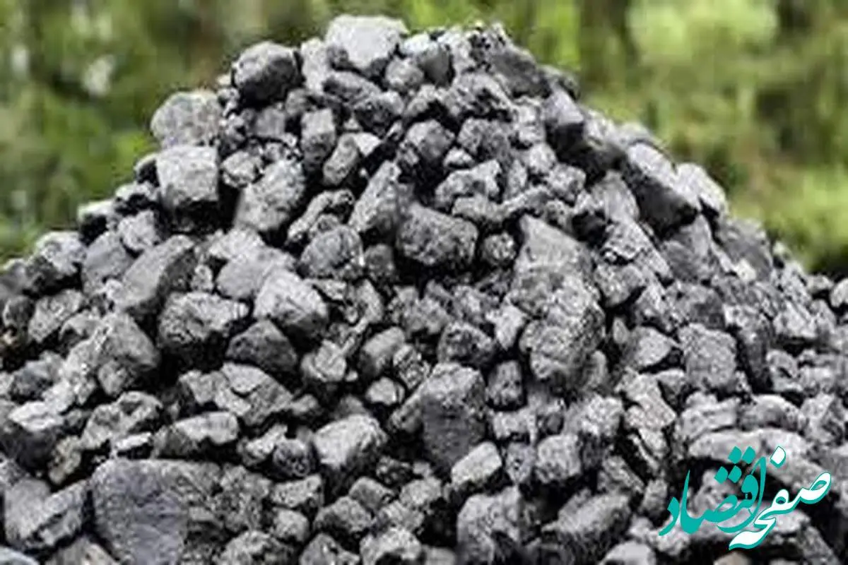 ثبت رکورد بارگیری ۱۱۱ هزار تنی سنگ‌آهن با ۱۶۷۲ واگن از ققنوس سنگان