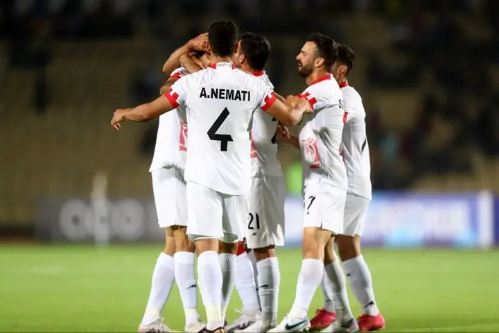 کری ریز پرسپولیس برای رقیب اصفهانیش قبل از ال کلاسیکو + عکس