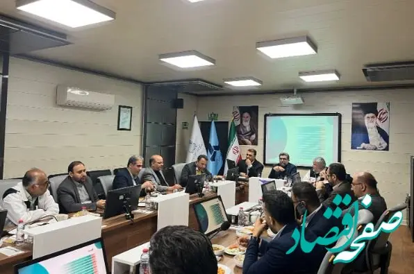 تأکید رئیس هیئت عامل ایدرو بر استفاده از تمامی ظرفیت‌های هرمزگان در توسعه صنایع دریایی کشور