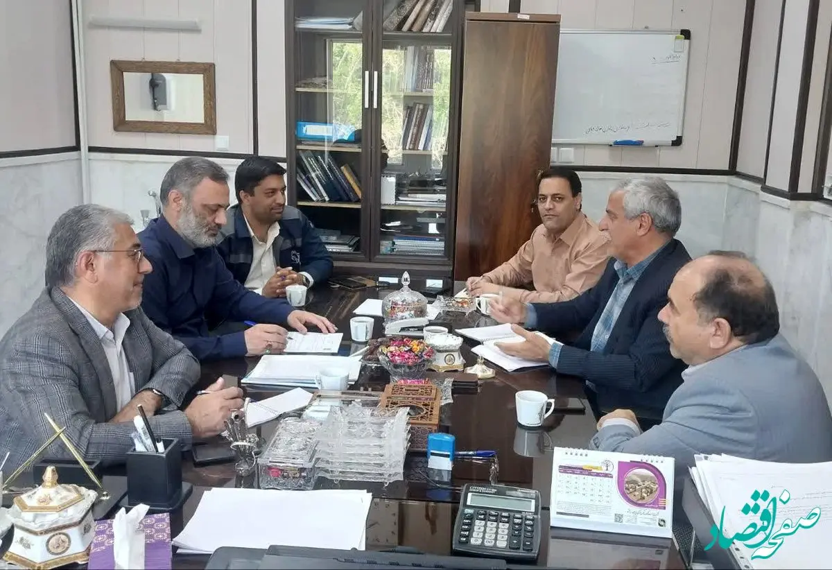 جلسه کارگروه درمان شرکت سنگ آهن مرکزی برگزار شد