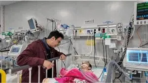 دیدار خاص عمو پورنگ با کودکان مجروح شده در جنگ رمضان در این مکان + تصاویر