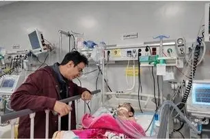 دیدار خاص عمو پورنگ با کودکان مجروح شده در جنگ رمضان در این مکان + تصاویر