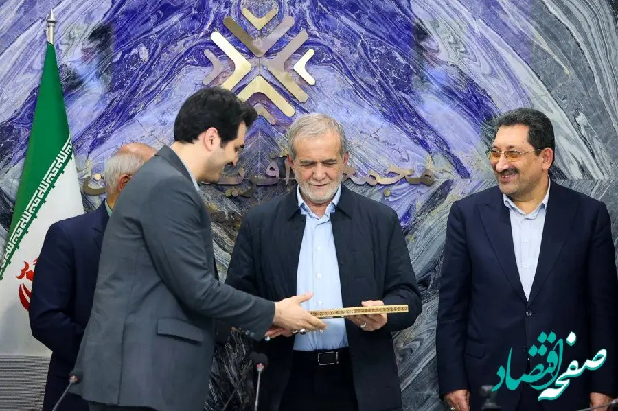 سازمان امور مالیاتی، مورد تجلیل کارآفرینان قرار گرفت