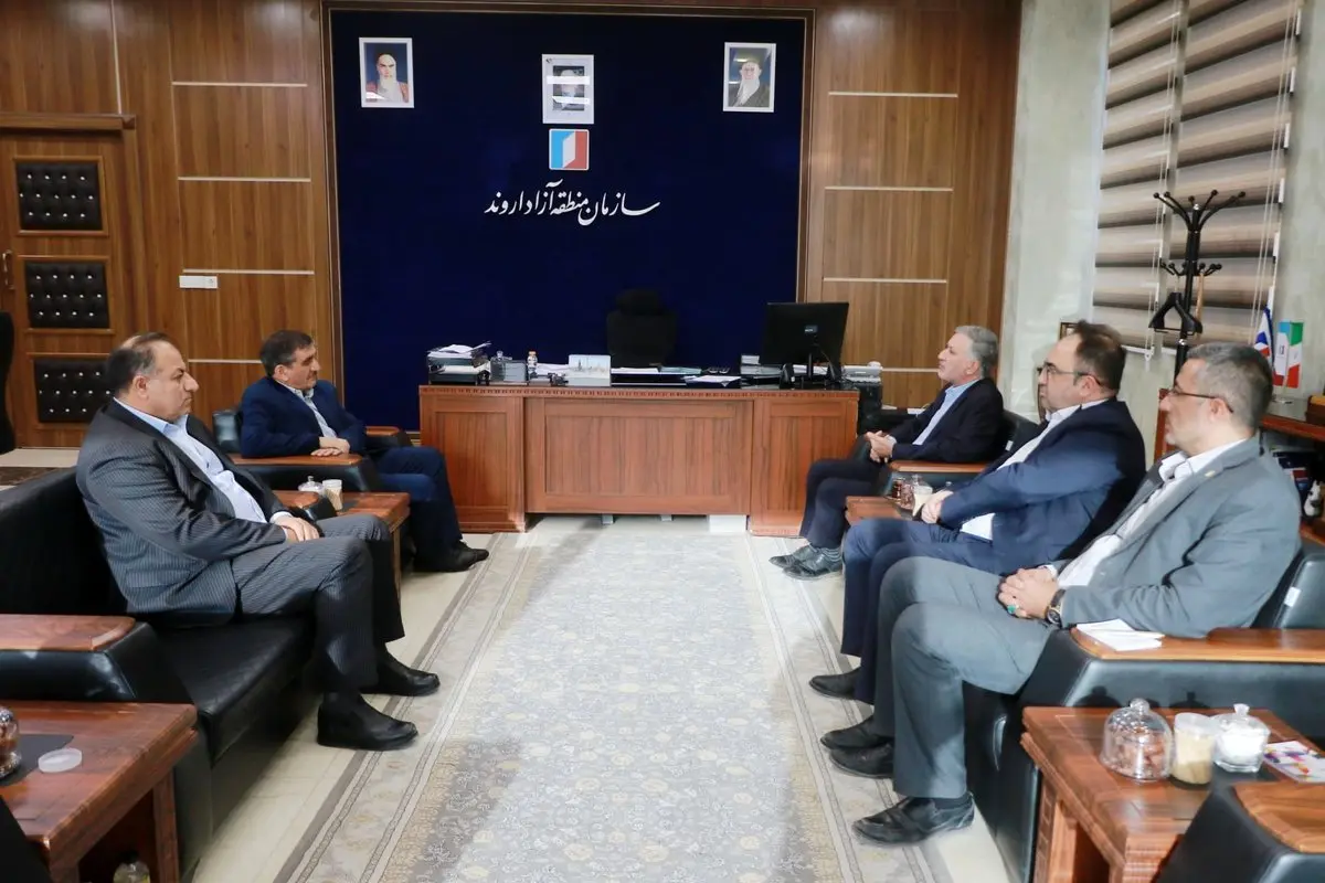 بندر خرمشهر، یکی از قطبهای مهم تجاری کشور