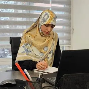 ۲۲ بهمن، ضربه‌ای دردناک‌تر از موشک بر گونه دشمن